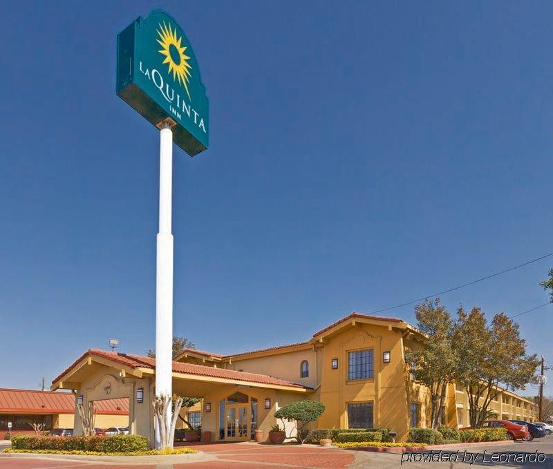 Red Roof Inn Houston East I-10 Dış mekan fotoğraf