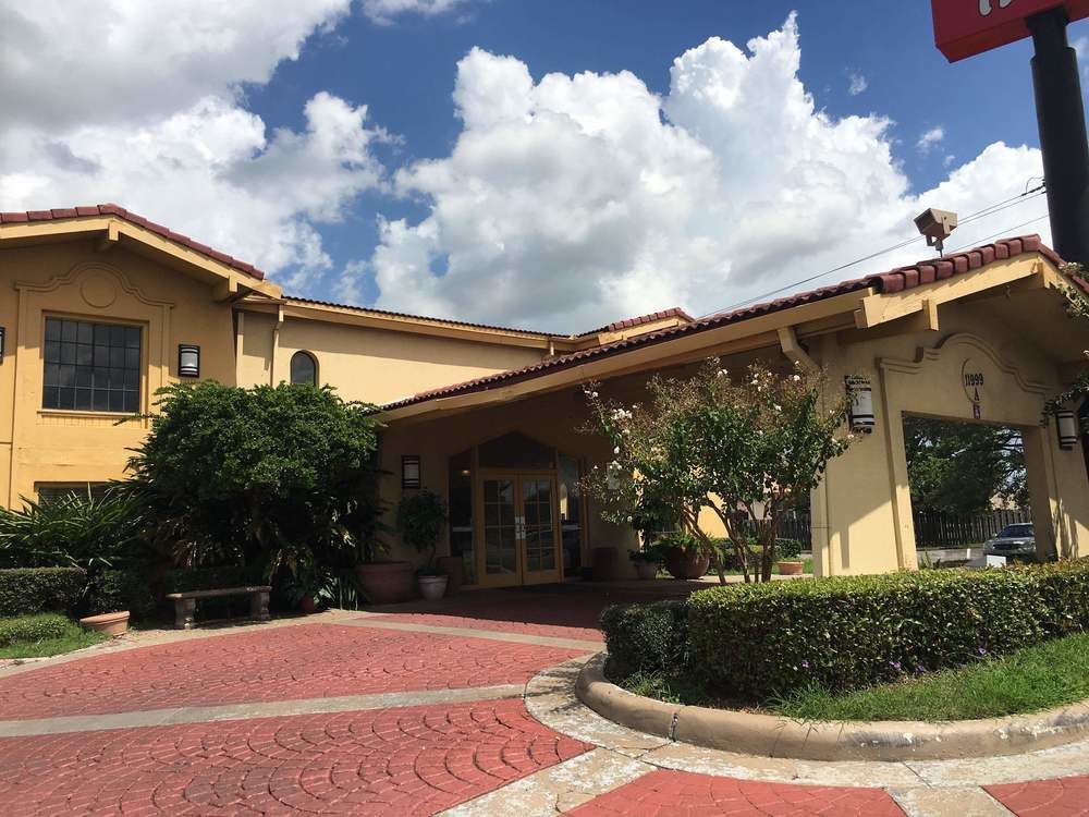 Red Roof Inn Houston East I-10 Dış mekan fotoğraf